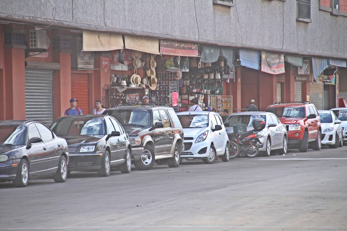 Llama la Canaco a reparar las calles en Ciudad Obregón