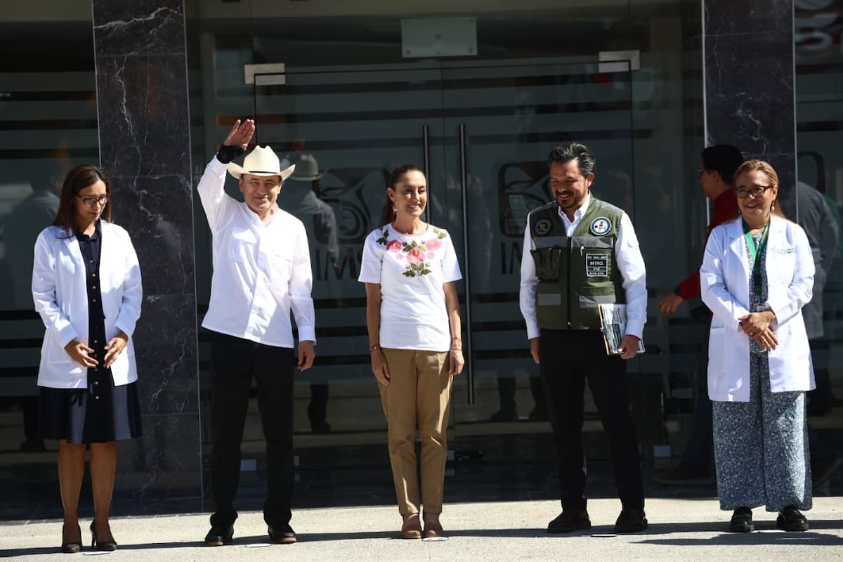 La presidenta Claudia Sheinbaum y el gobernador Alfonso Durazo encabezaron la inauguración del Hospital General de Zona número 15 del IMSS en Hermosillo.