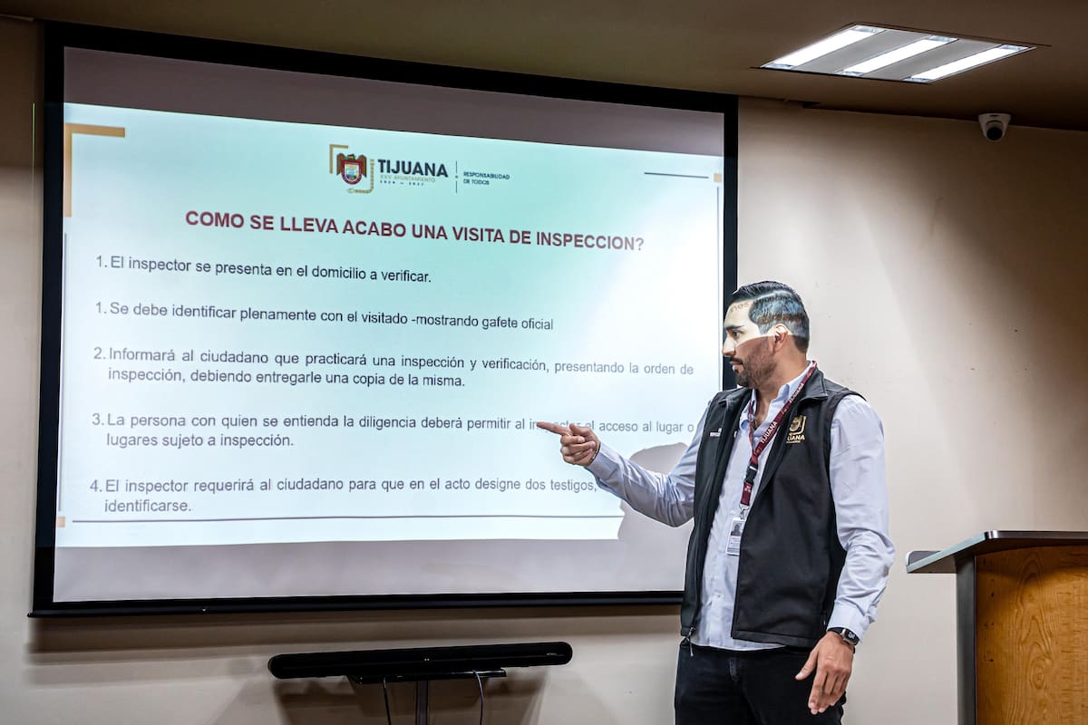 La Dirección de Inspección y Verificación orientó al sector empresarial sobre requisitos y procesos regulatorios. Foto: Cortesía