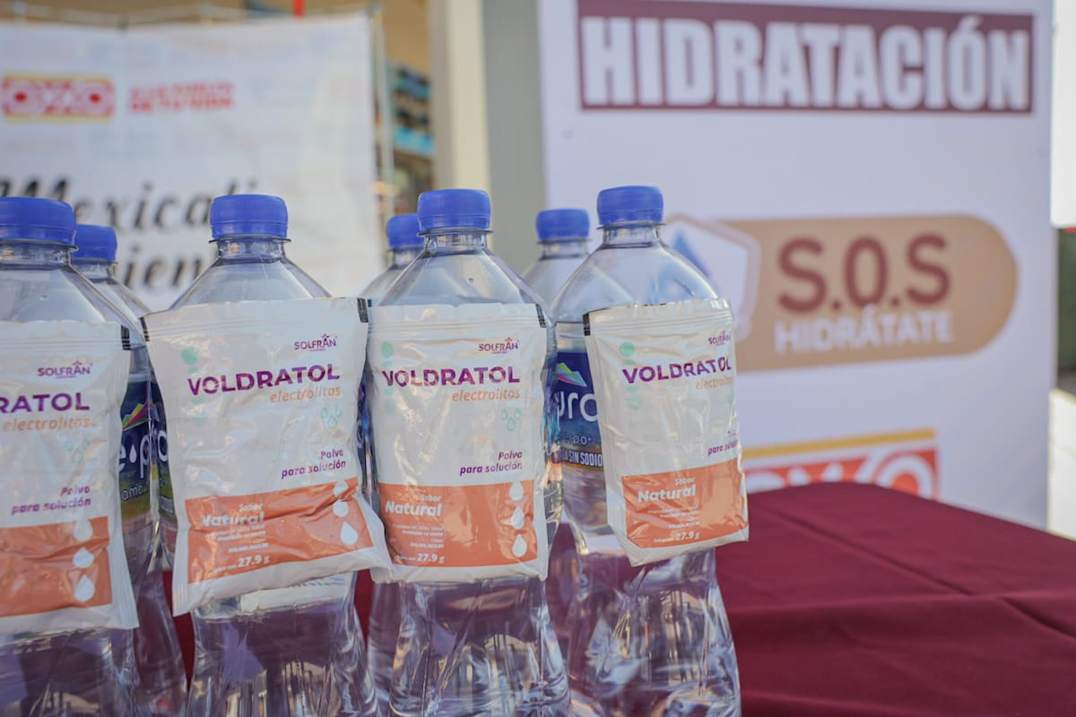Operarán como puntos de hidratación 31 sucursales de OXXO