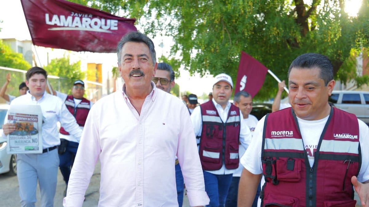 Familias de la Nuevo Hermosillo dialogan con Javier Lamarque