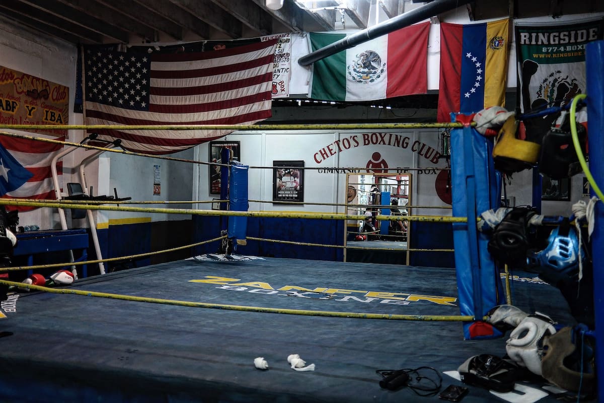 Alejandro Speitzer se encuentra en Tijuana preparando una película internacional de boxeo. Foto: Cortesía