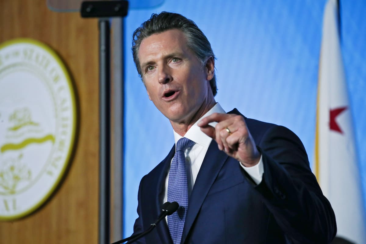 Fotografía de archivo en la que se registró al gobernador de California, Gavin Newsom, en Sacramento (CA, EE.UU.). | Crédito: EFE/Elijah Nouvelage