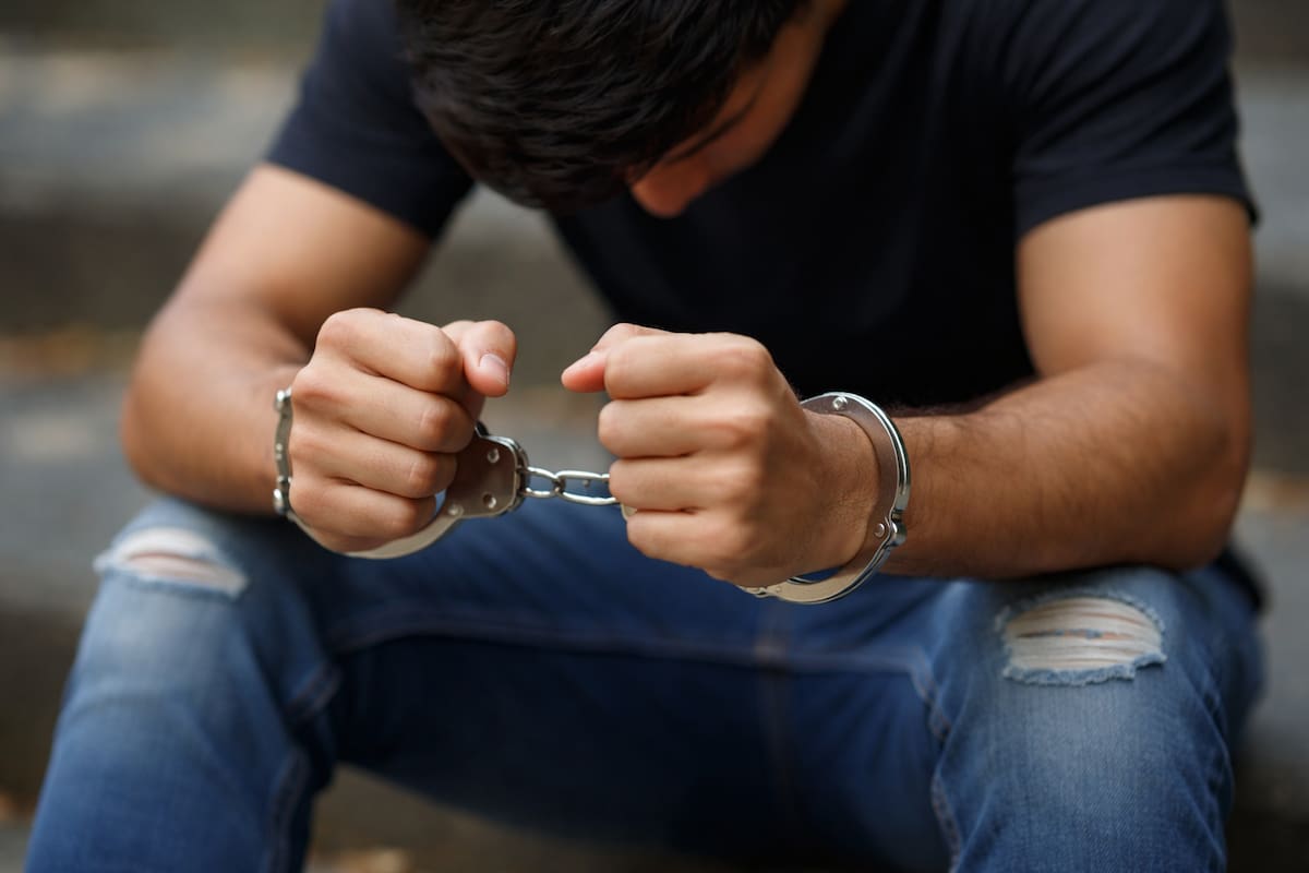 Llaman a revisar modelo de justicia para adolescentes ante alza en delitos graves