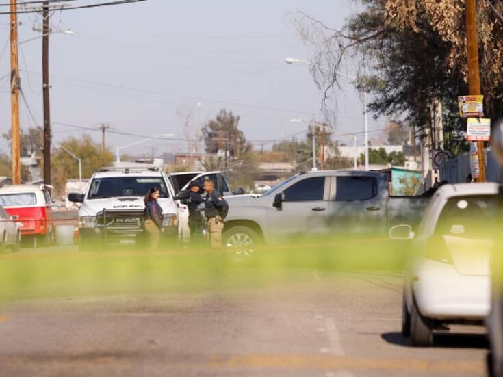 Detienen a dos por manta con amenazas y cabeza humana en estación de policía