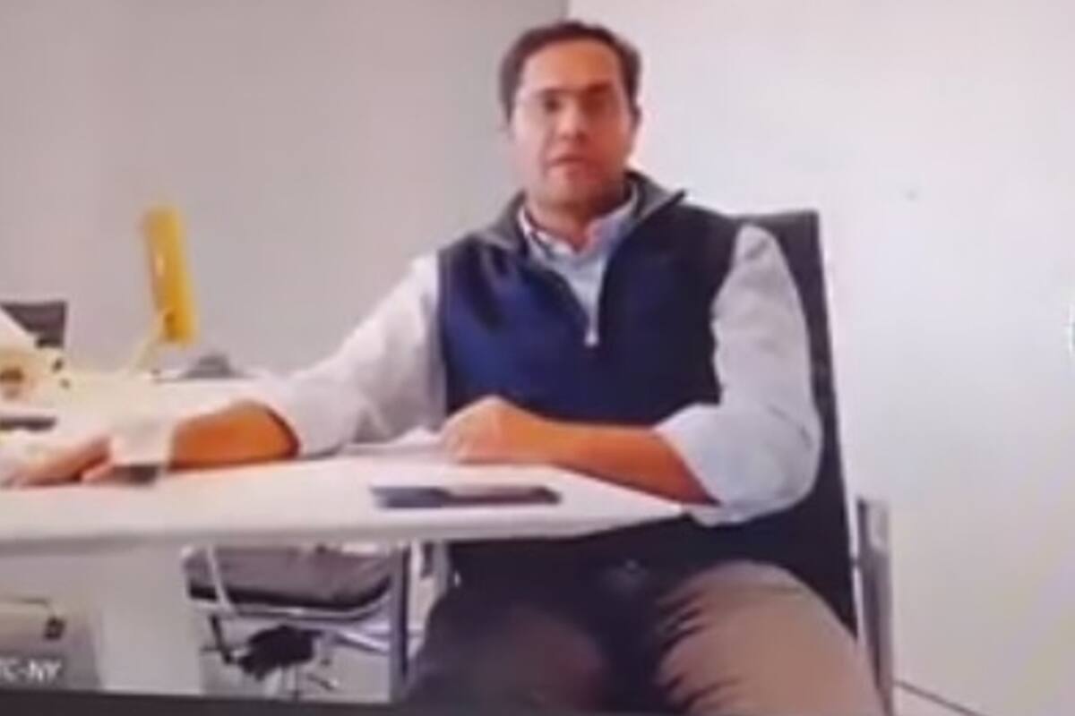 Viral: Jefe despide a 900 empleados por videollamada