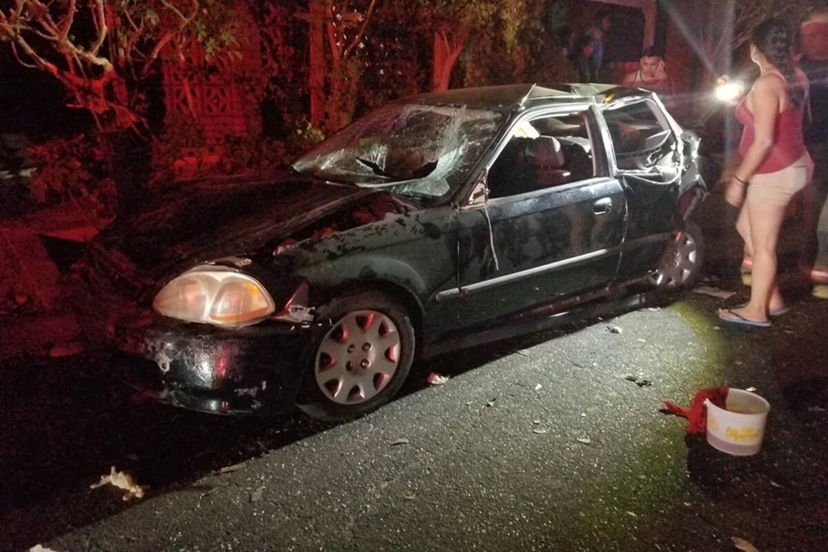 Automovilista ebrio choca y deja a cinco lesionados
