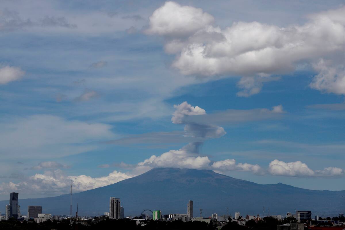 Popocatépetl emite vapor sin presencia de ceniza