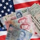El peso gana terreno frente al dólar y así cotiza el tipo de cambio este sábado 2 de mayo de 2026