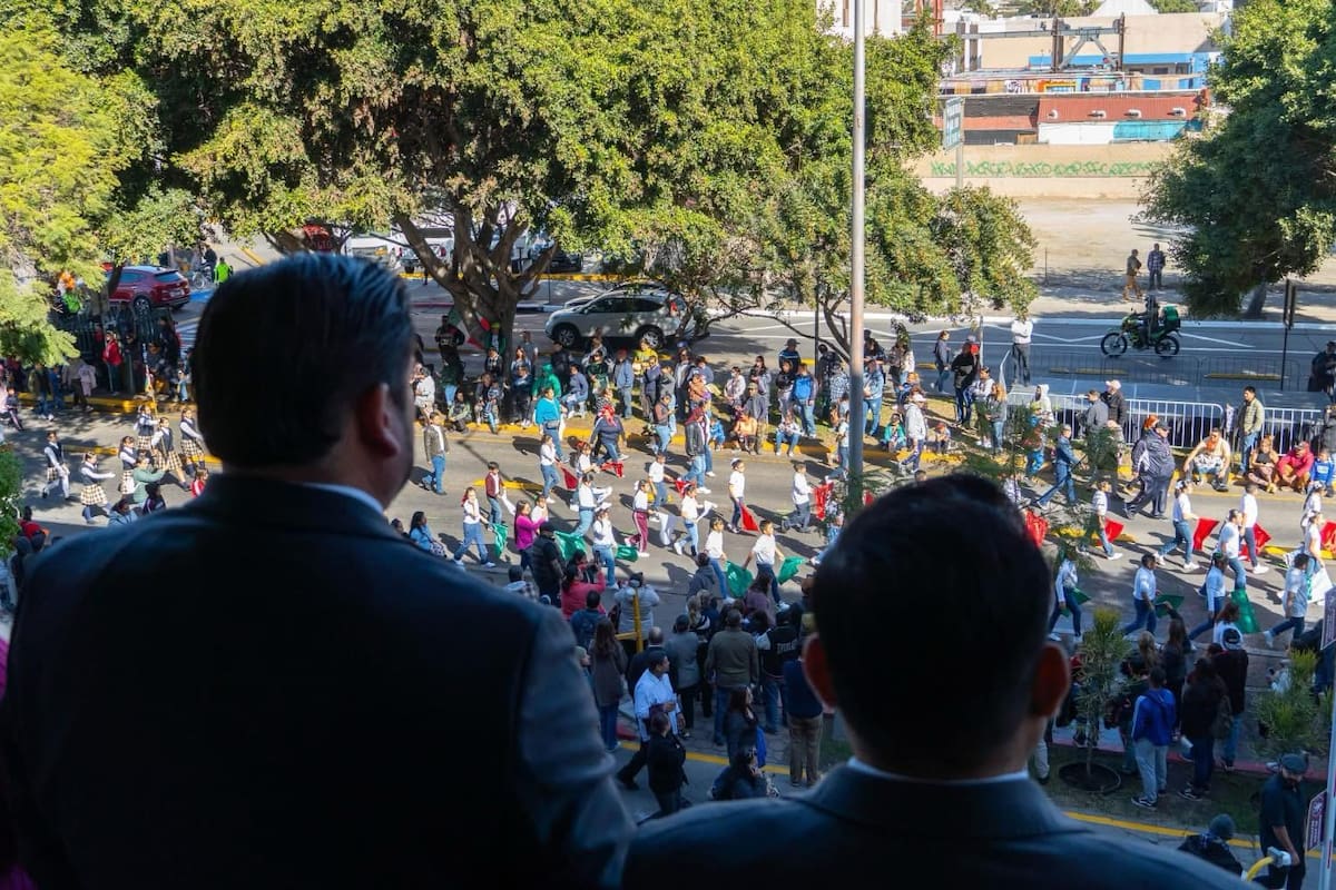Anuncian cierres viales por desfile conmemorativo del Día del Trabajo