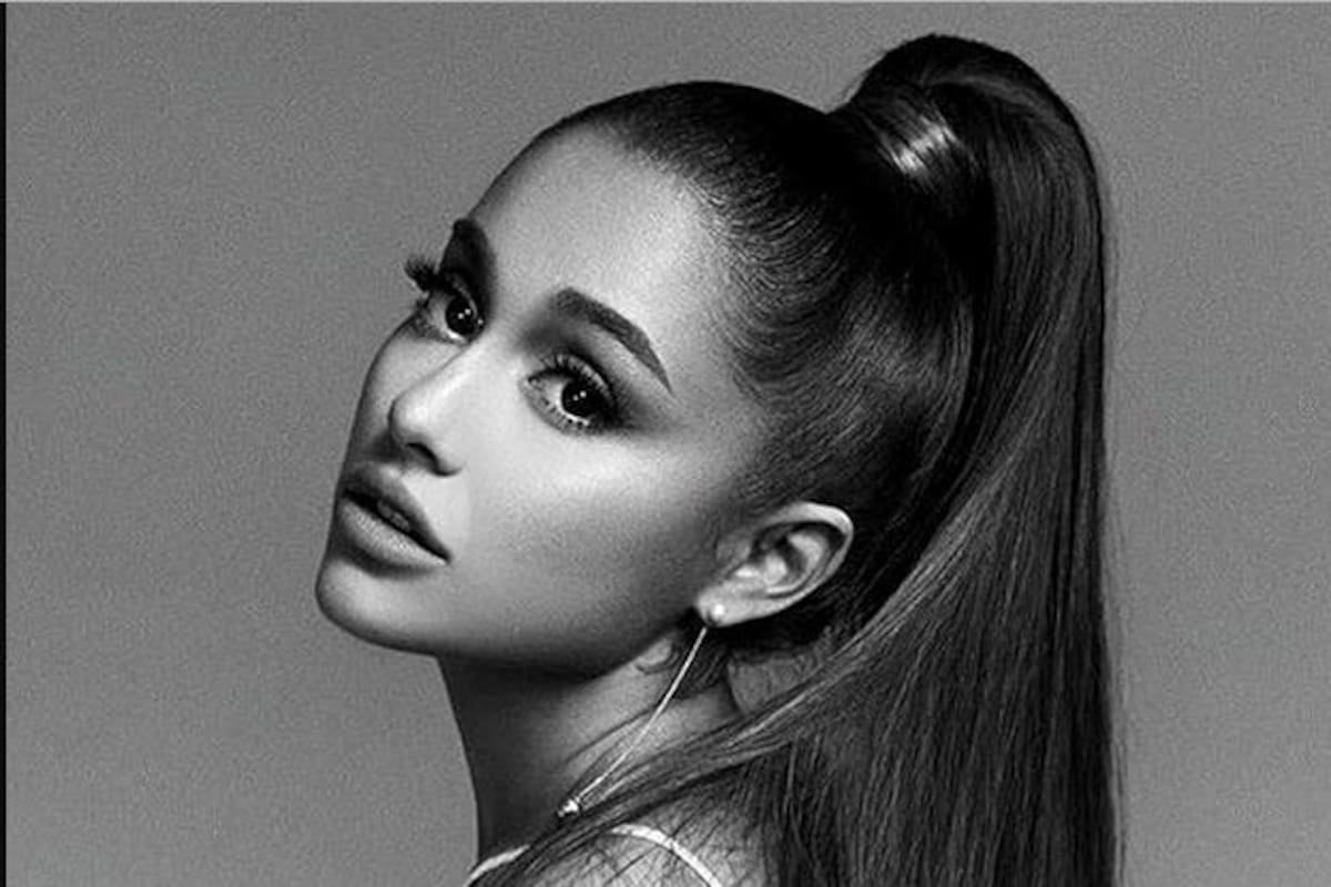 Ariana Grande: "¡Primer Día de Acción de Gracias con mis padres en 18 años!"