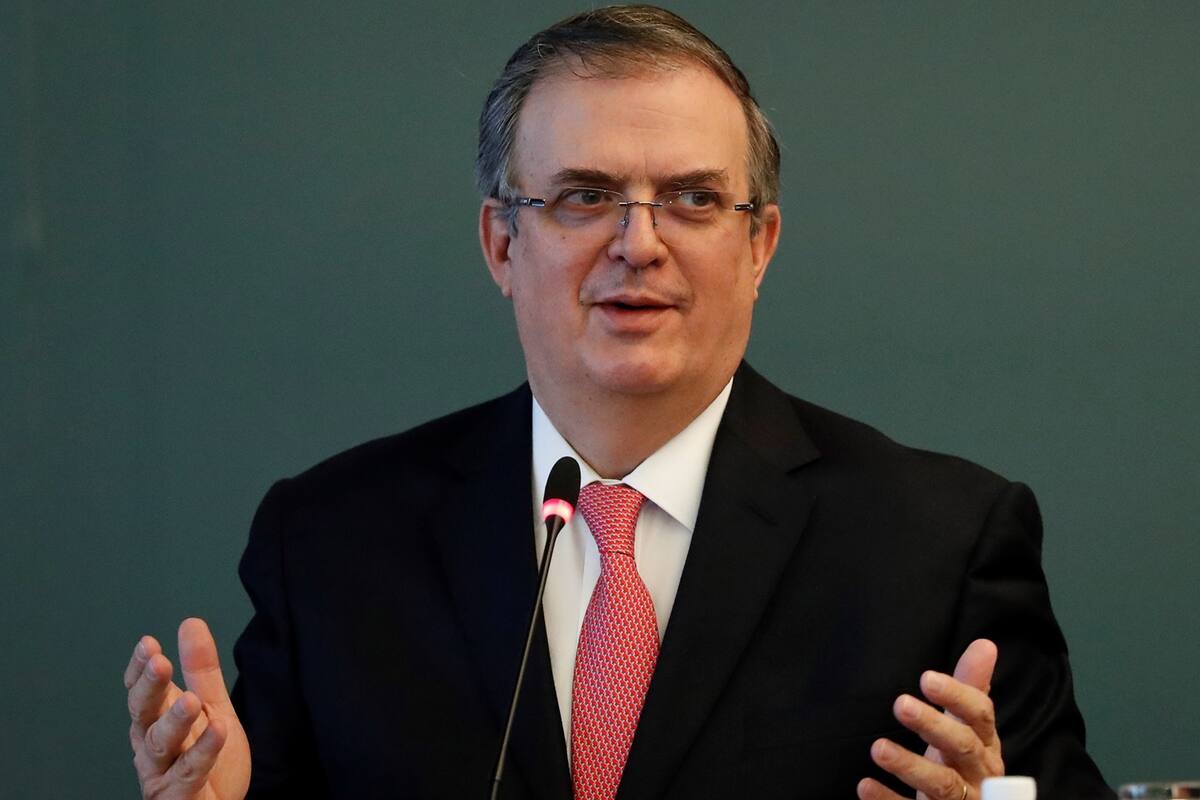 PRD presenta denuncia contra Ebrard por actos anticipados de campaña