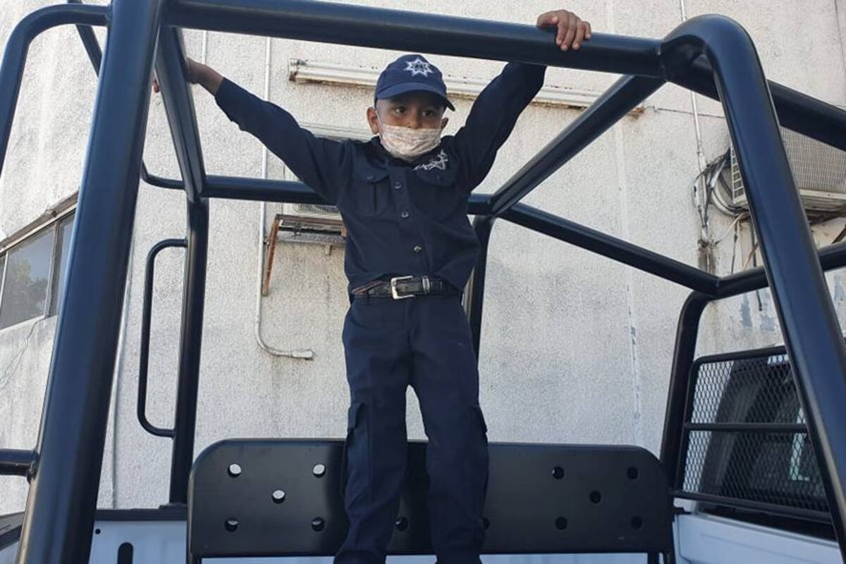 Neymar, el pequeño con cáncer que cumplió su sueño de ser policía