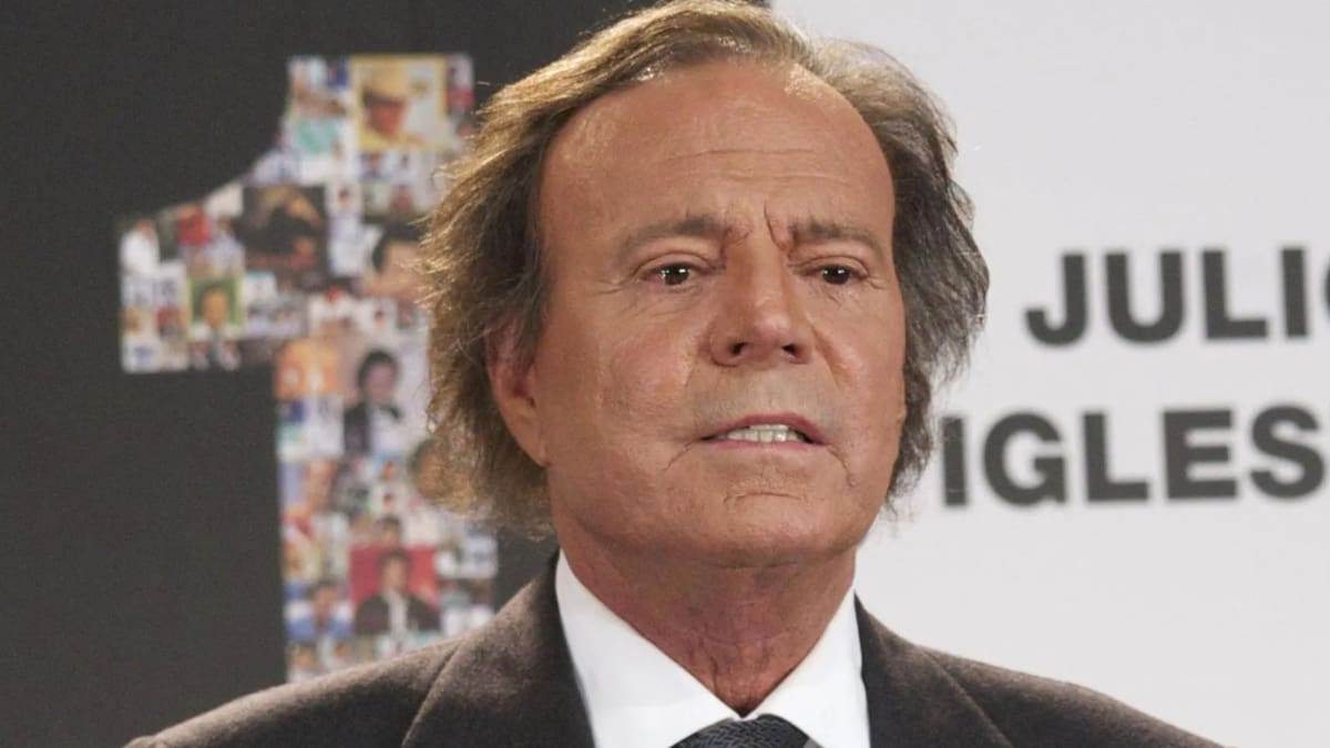 Exmayordomo de Julio Iglesias narra la promiscuidad que vivió con el cantante: “Descarado”