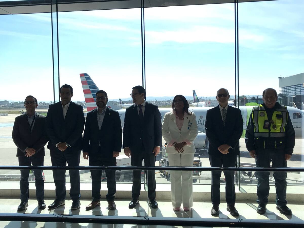 Autoridades inauguraron la ruta Tijuana-Phoenix en el Aeropuerto de Tijuana.