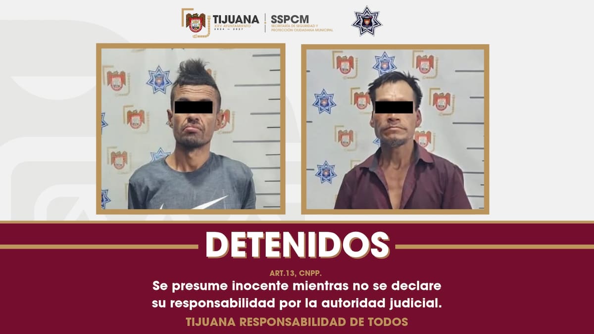 La SSPCM detuvo a dos hombres por su presunta participación en el robo de cableado y daños a una unidad de transporte público de Altisa, en la colonia Los Girasoles, en Tijuana. Foto: Cortesia