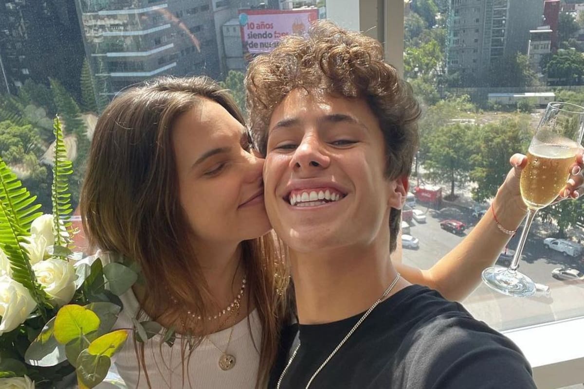 JuanPa Zurita comparte emotivo reencuentro con su novia
