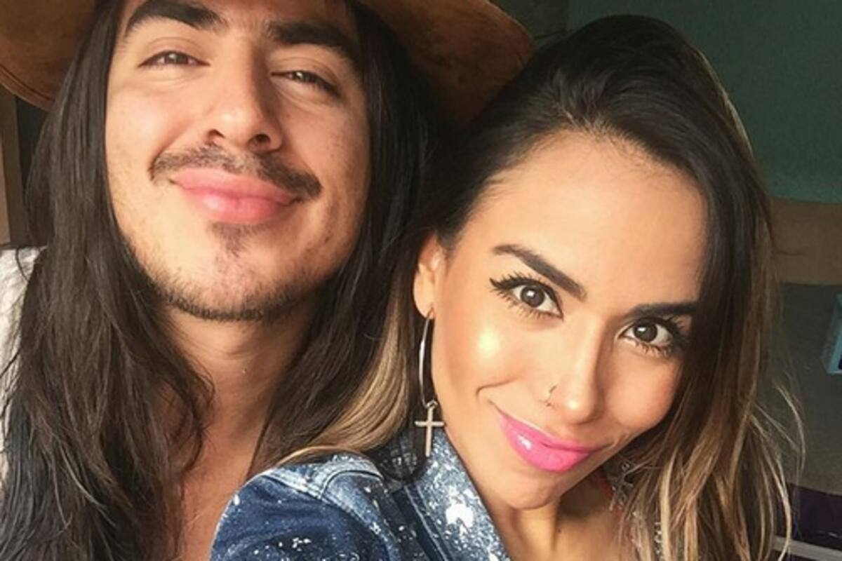 Rey Grupero habla a los medios en apoyo a la denuncia de un abuso sexual a su hermana