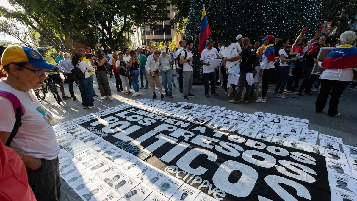 Venezuela: Inician huelga de hambre al menos 200 presos políticos en una de las cárceles de ese país considerada como un centro de tortura; allí se encuentra el gendarme argentino Nahuel Gallo quien también se unió a la acción de protesta a pesar de que fue aprobada la Ley de Amnistía