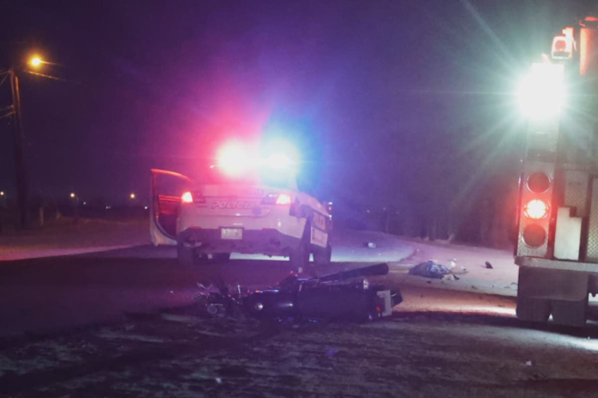 Motociclista muere tras ser chocado por un carro que huyó en la carretera Progreso-Santa Isabel