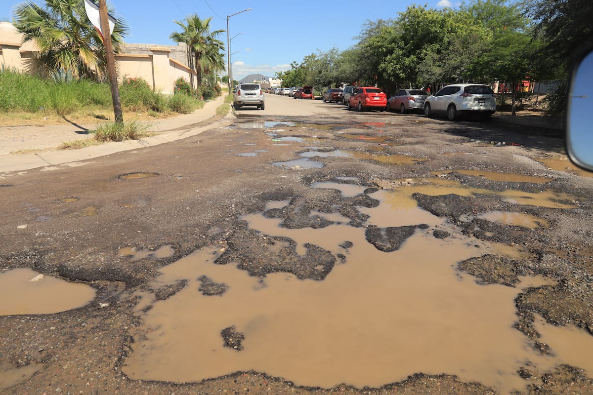 Pueblitos concentra más reportes de baches en Hermosillo; rehabilitan vialidades tras las lluvias