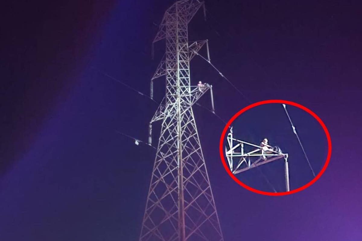 Hombre armado trepa torre de alta tensión y es detenido