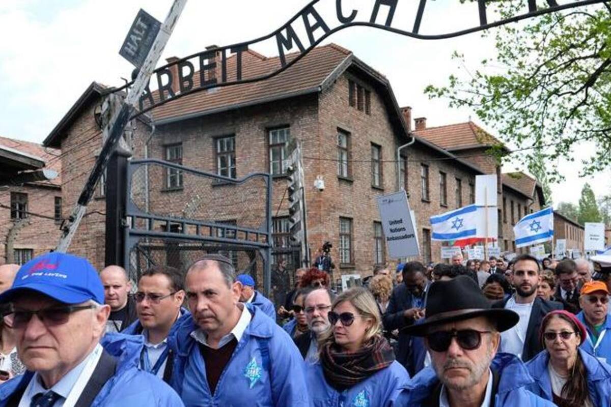 Polacos rechazan peticiones de indemnización de judíos