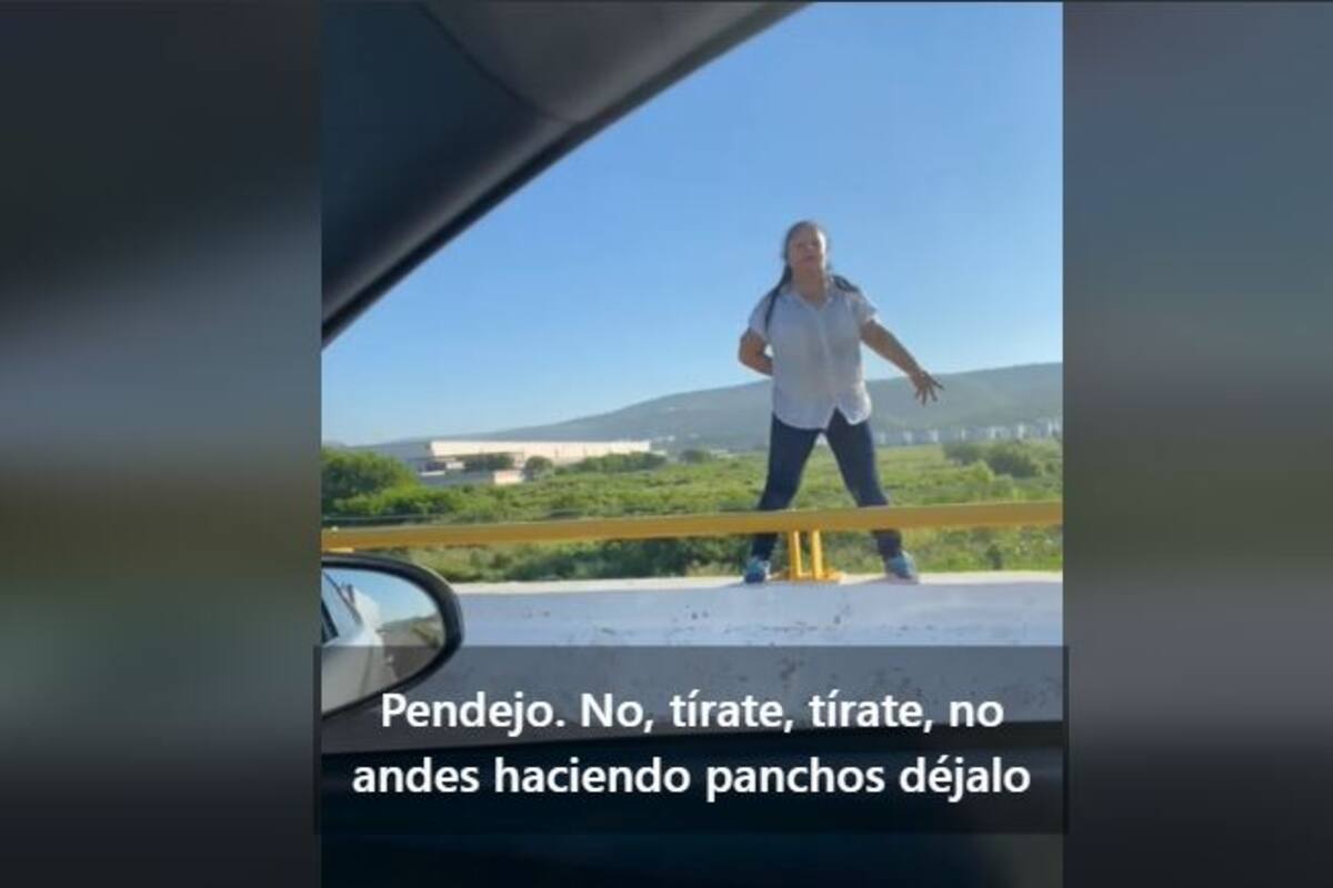 "Tírate, tírate, para ponerte en Facebook": Hombre confronta a mujer que se quería arrojar de puente