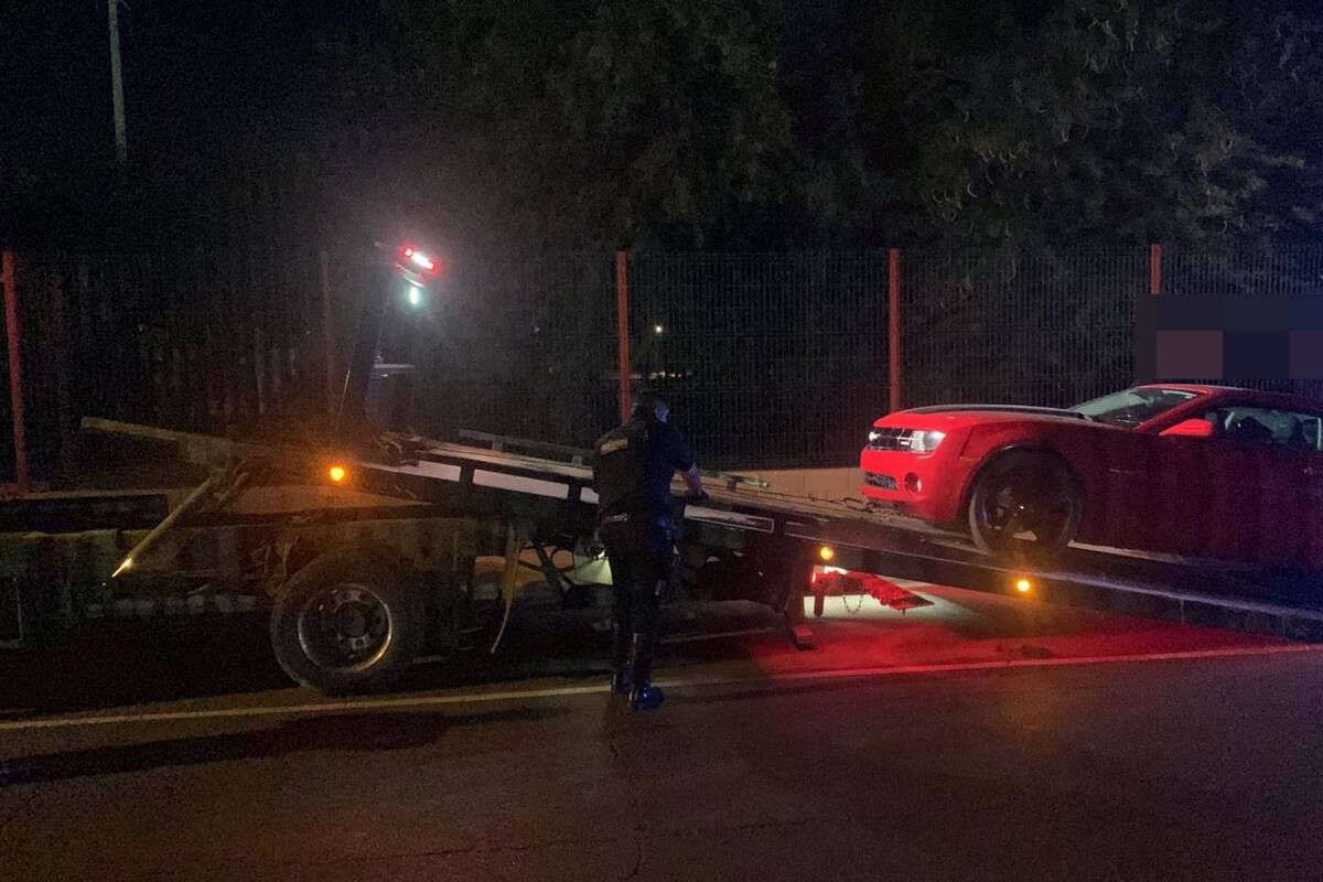En Operativo “Honda” remolcan 15 autos y arrestan a 3 personas