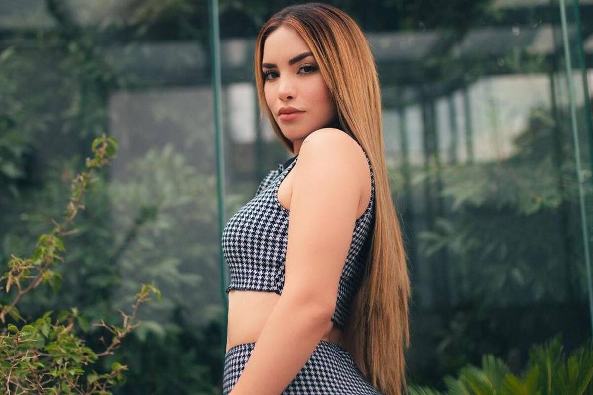 ¡Kimberly Loaiza da un tour por su mansión!
