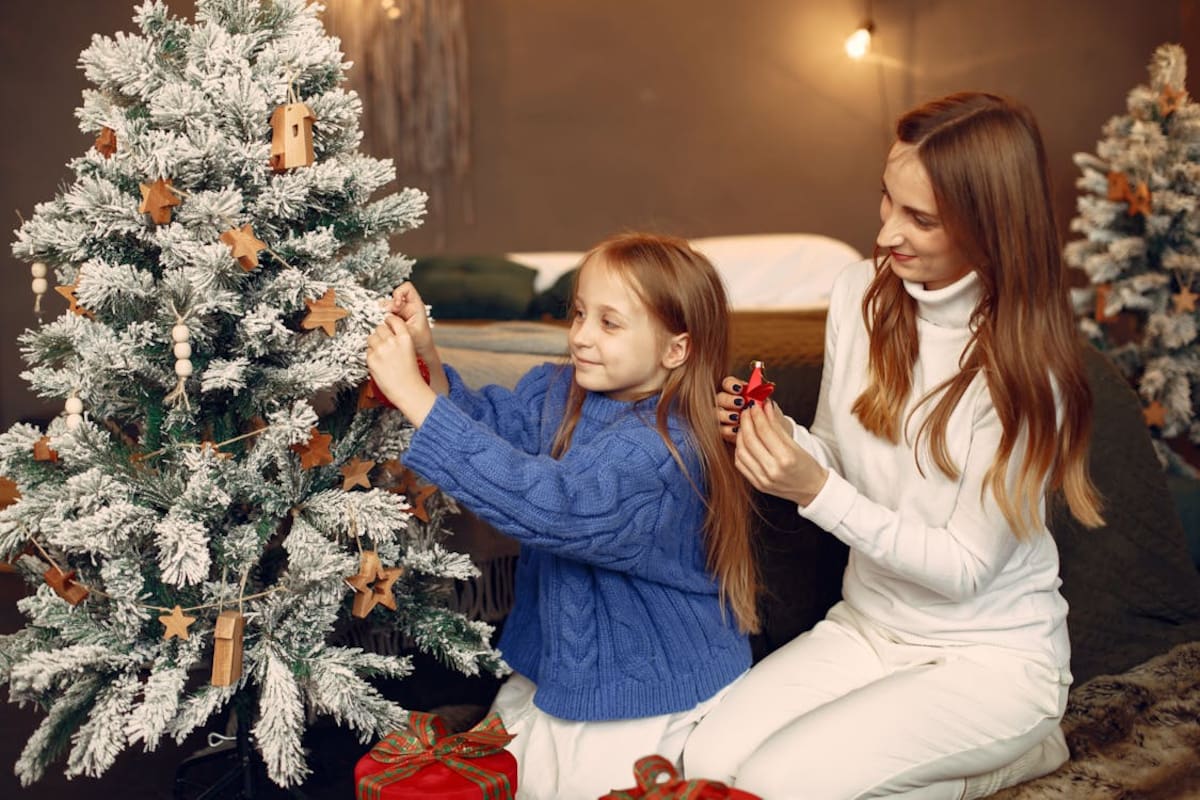 ¿Decorar antes de Navidad? Esto revela la psicología sobre este hábito