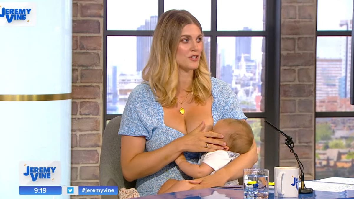 Se bajó la blusa y amamantó a su bebé en pleno programa de televisión; Ashley James y la polémica que aún genera