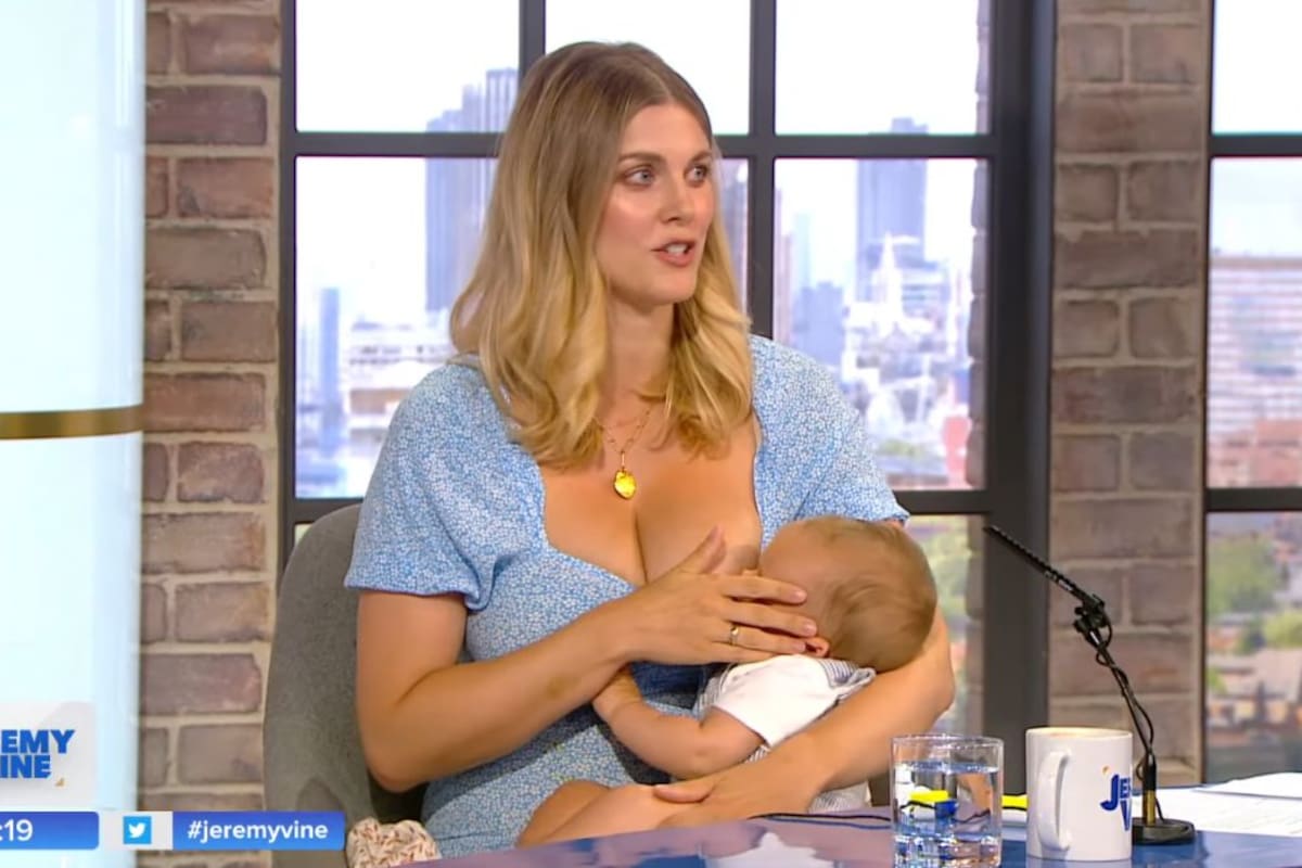Se bajó la blusa y amamantó a su bebé en pleno programa de televisión; Ashley James y la polémica que aún genera