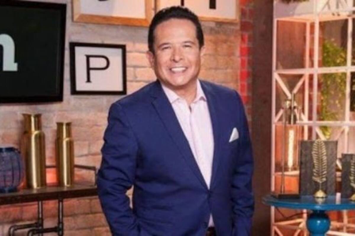 Gustavo Adolfo Infante dobla las manos ante Gaby Spanic