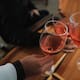 Un nuevo estudio de salud de Estados Unidos propone reducir el límite de alcohol a máximo una copa diaria para hombres y mujeres tras comprobarse daños desde la primera bebida
