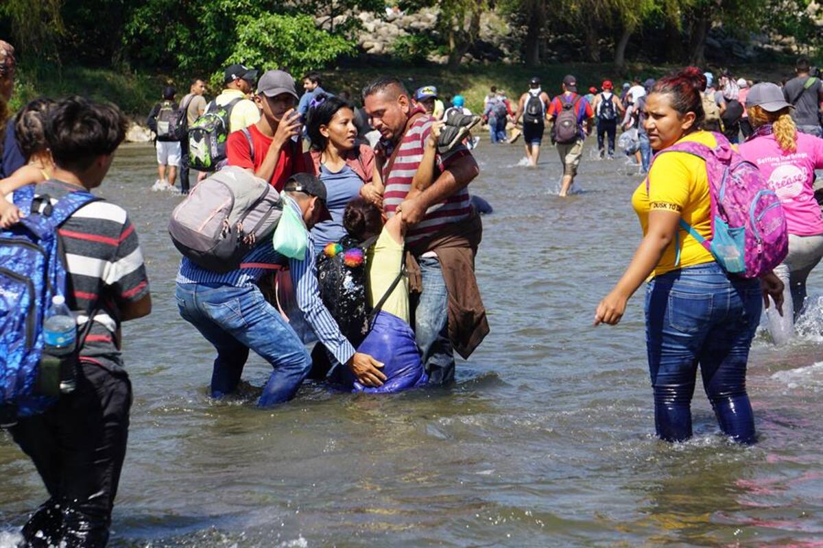 Alrededor de mil migrantes pidieron ayuda a México para regresar a su país: SRE