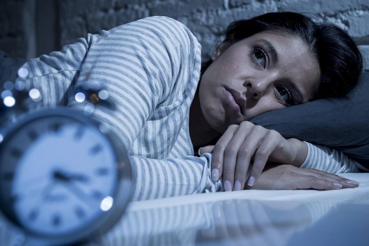 ¿Qué le pasa a tu cuerpo cuando no duermes lo suficiente?