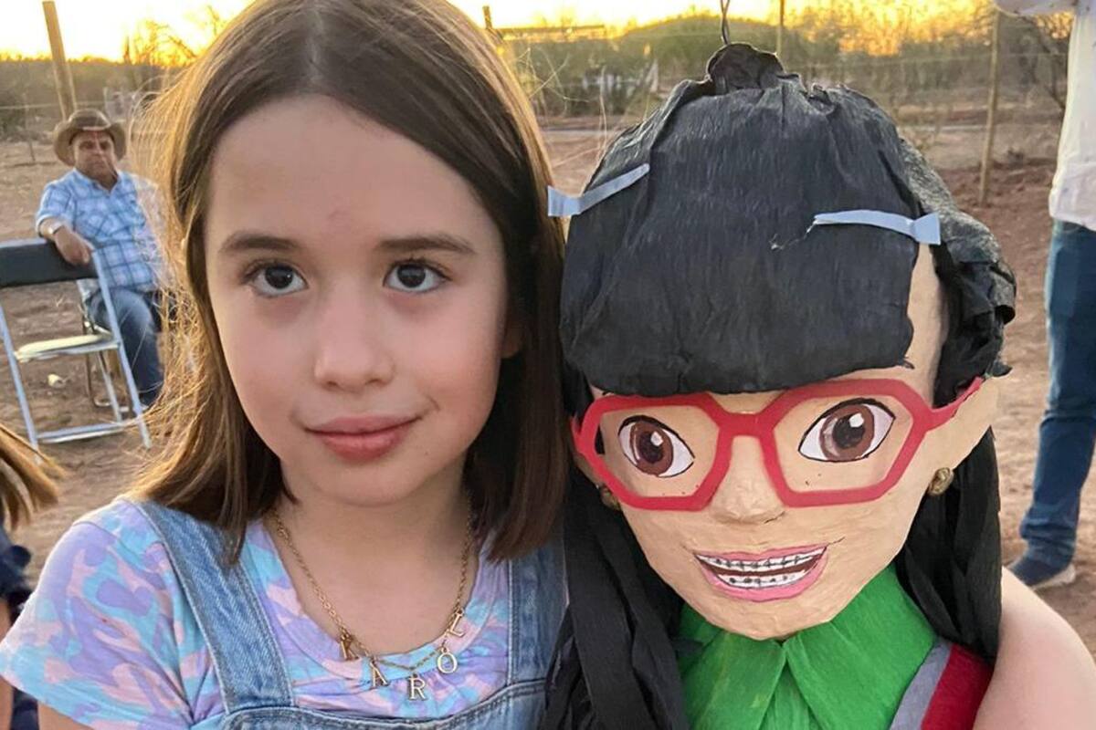 Ana María Orozco felicita a niña sonorense que hizo su fiesta de “Yo soy Betty, la Fea”