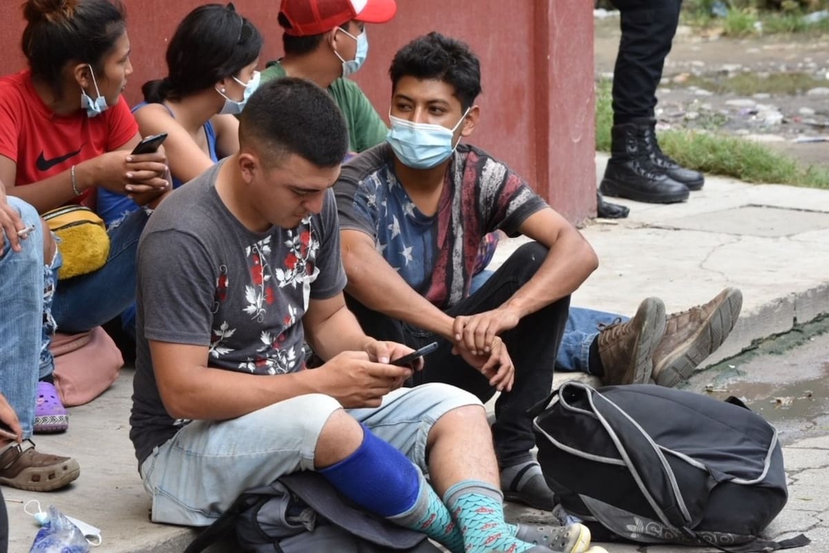 El IMSS autoriza seguro médico gratuito para mexicanos repatriados de Estados Unidos mediante un acuerdo que garantiza servicios médicos y hospitalarios hasta por tres meses