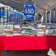 Venden desde 50 pesos libros en el Callejón del Travieso