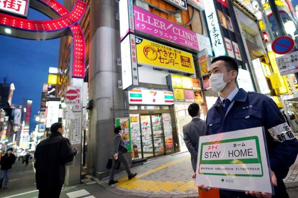Un crucero italiano amarrado en Japón suma 33 nuevos infectados de COVID-19