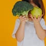 Estos son 5 trucos respaldados por estudios para que los niños coman más verduras y se acostumbren a comer de manera saludable