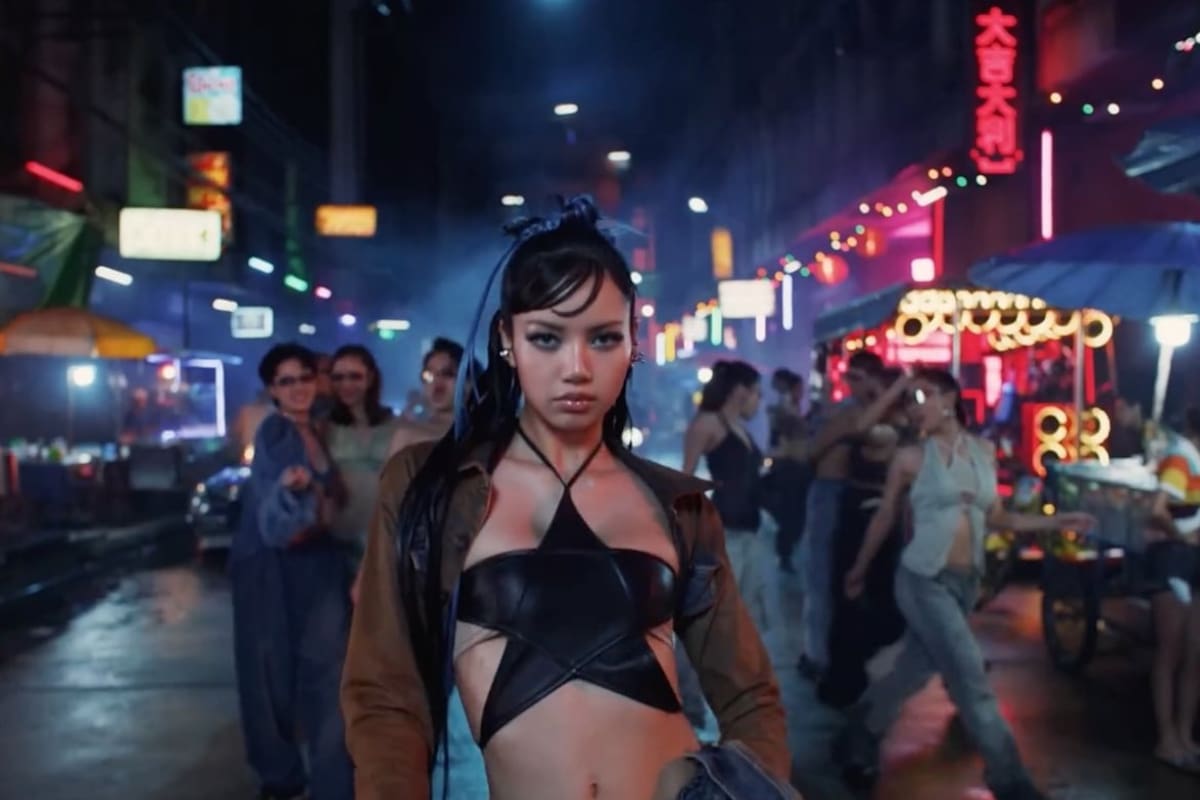 ¡Escucha 'Rockstar' de Lisa de BLACKPINK!