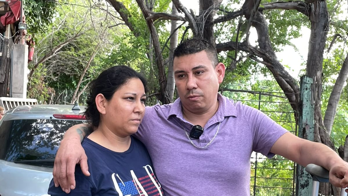 Silvia Burgos dejó a dos hijos estudiando en Hermosillo y planeaba llevarlos a Ensenada una vez que se estableciera, pero murió junto a su hermana y tres niños cuando las lluvias asociadas a Rachel desbordaron el arroyo El Pípila y la corriente arrasó su casa