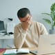 Trabajar sin descanso puede ser una señal de un padecimiento emocional que afecta la salud mental y la calidad de vida, según la psicología