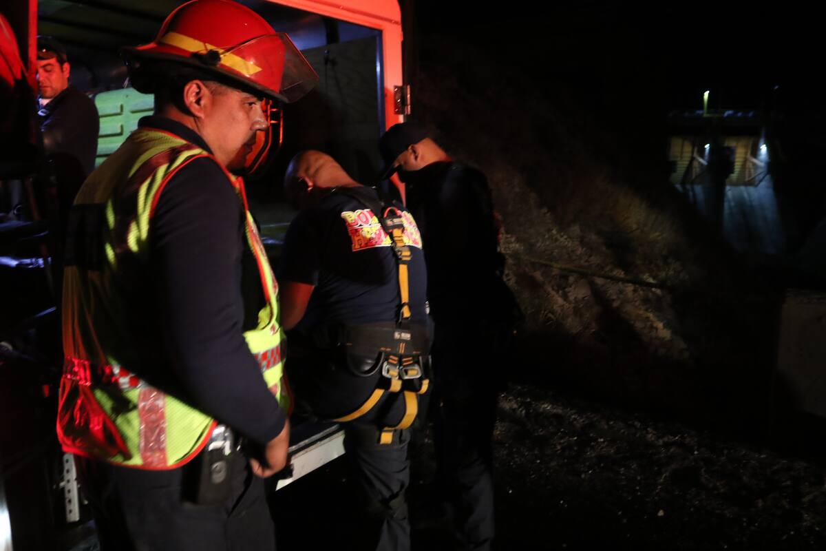 Se incendian alrededor de 300 vehículos en corralón