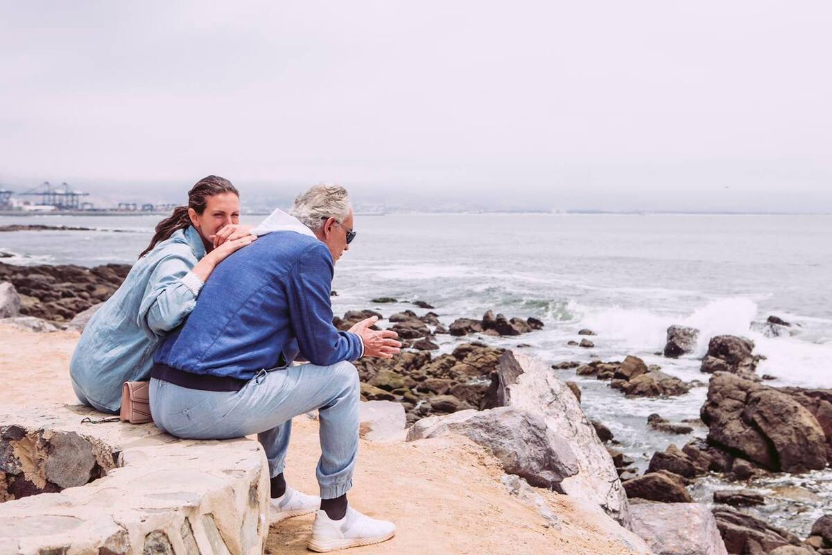Andrea Bocelli disfruta en familia del mar de Ensenada