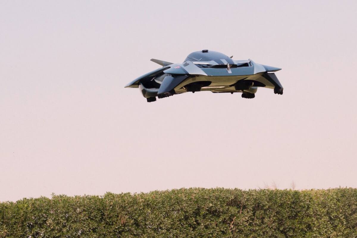 'Start-up' británica realiza vuelo de prueba de su nuevo auto volador