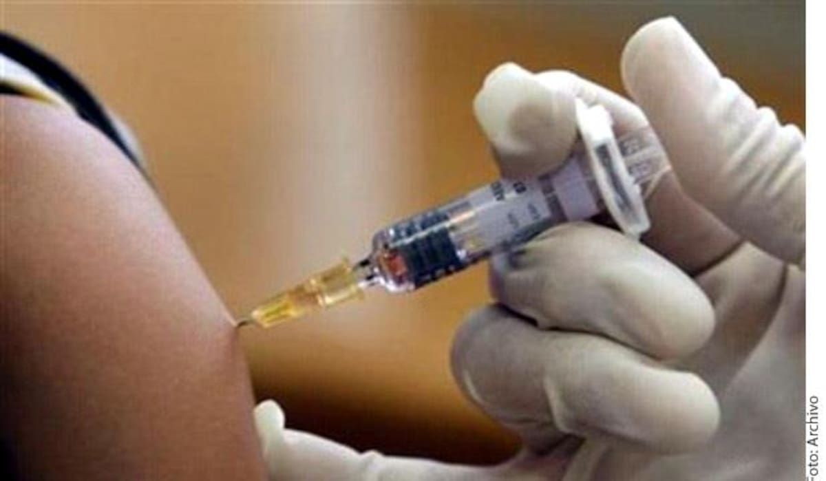 La hepatitis A es una infección hepática contagiosa causada por un virus