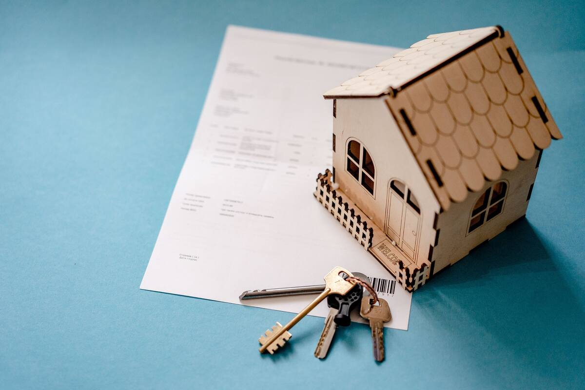 Poco más del 10% de profesionales inmobiliarios cuentan con licencia en BC